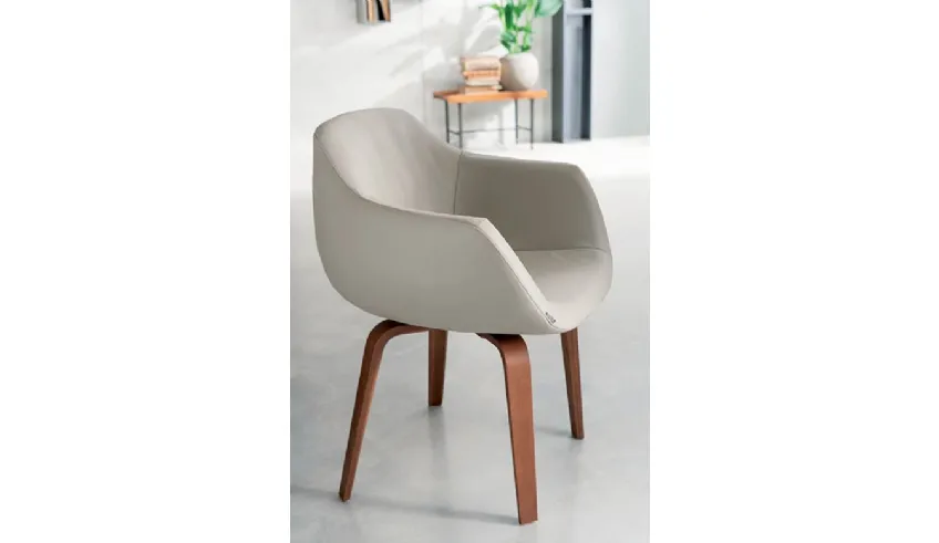 Poltroncina Ozzio beige